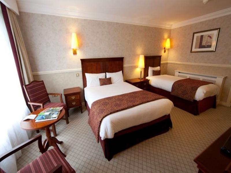 Court Yard Hotel Leixlip Εξωτερικό φωτογραφία