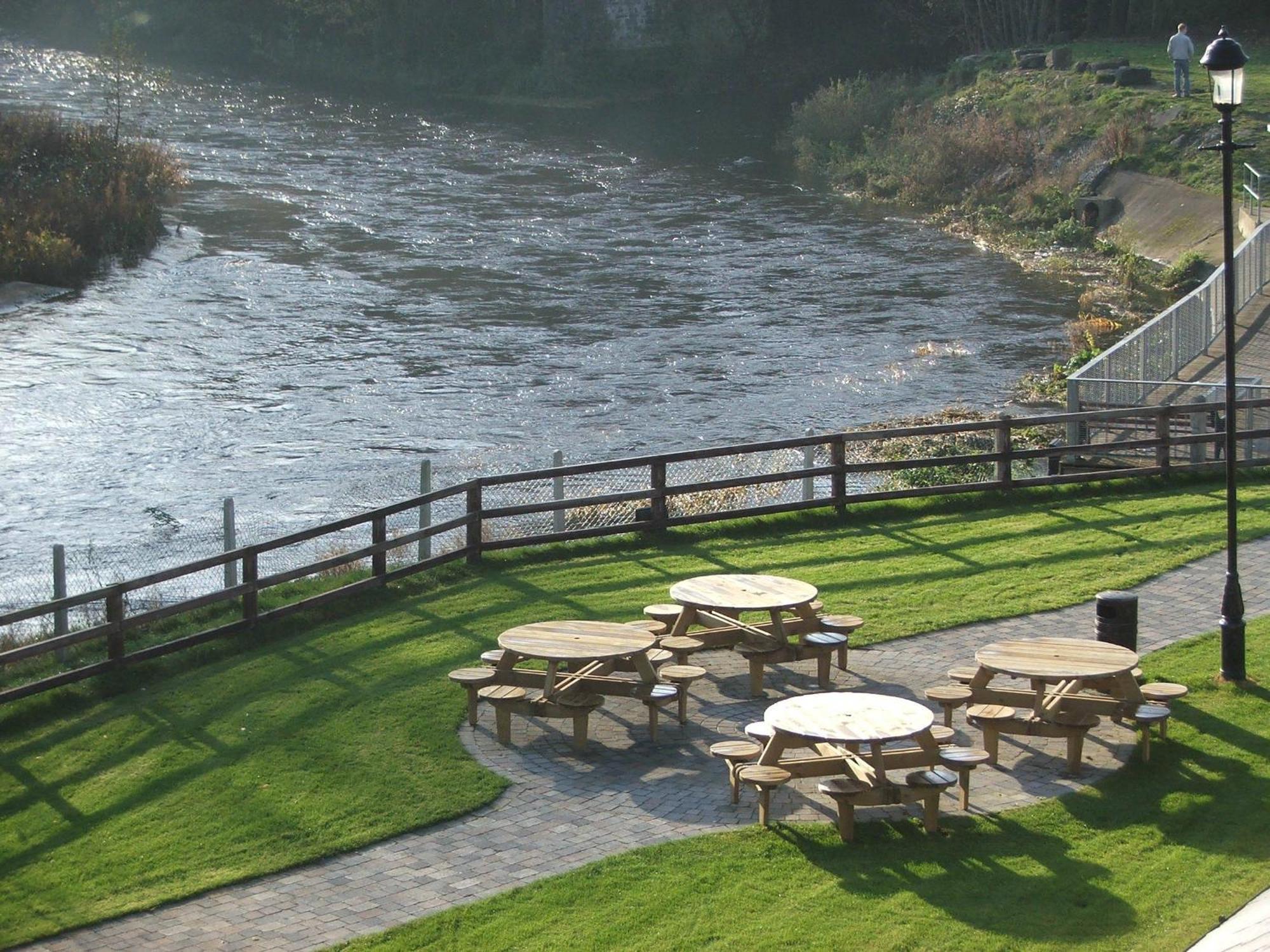 Court Yard Hotel Leixlip Εξωτερικό φωτογραφία