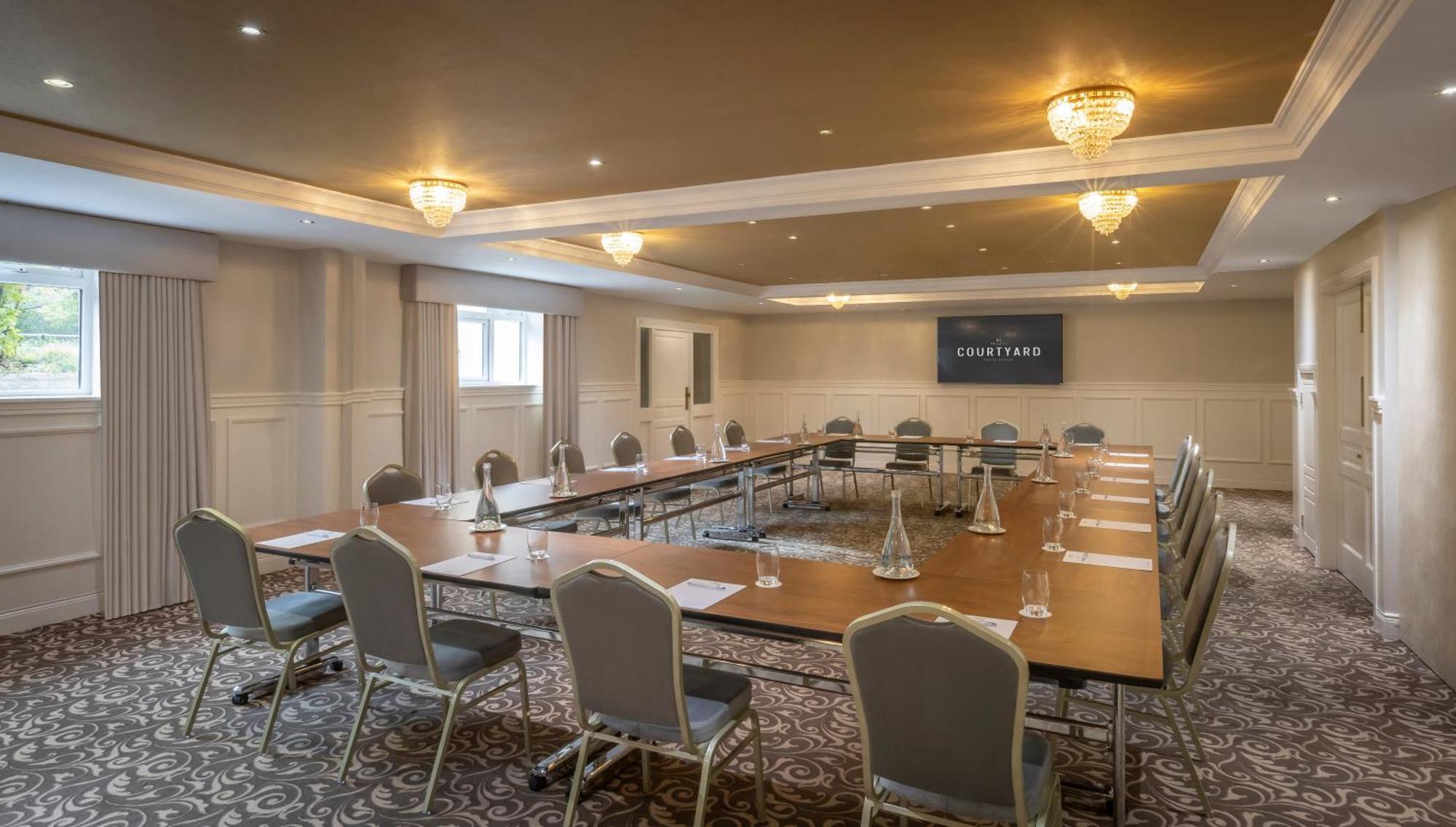 Court Yard Hotel Leixlip Εξωτερικό φωτογραφία